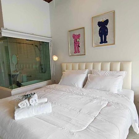 Mr Black & Ms White -Self Check In Accommodation Bangkok Exterior photo